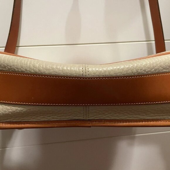 VTG DOONEY & BOURKE Essex Cream & Tan Pebbled Leather Equestrian Shoulder/Purse - Picture 4 of 9